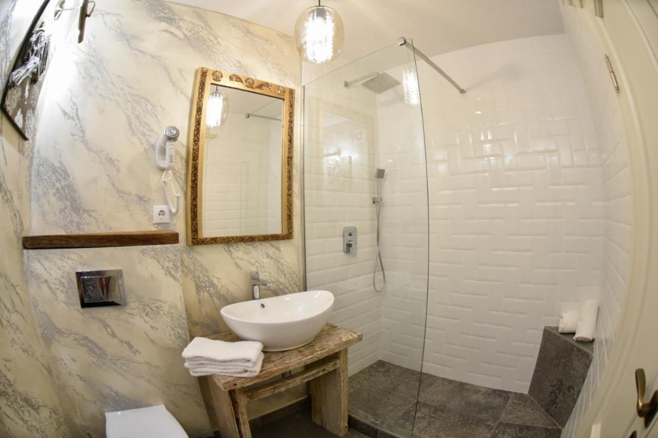 Restauro Apartament Leilighet Buzău Eksteriør bilde